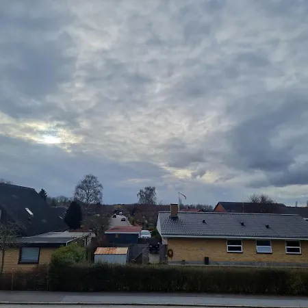Pet-friendly 1 30m2 - Close To Femern & Puttgarden & Lalandia & Knuthenborg Apartament Holeby