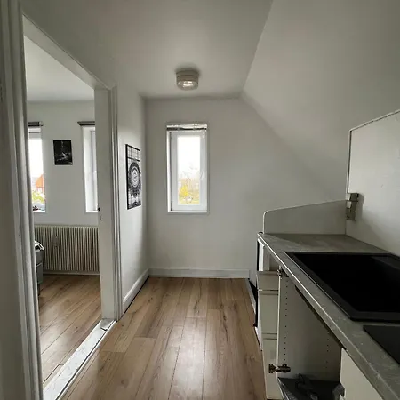 Pet-friendly 1 30m2 - Close To Femern & Puttgarden & Lalandia & Knuthenborg Apartment Holeby