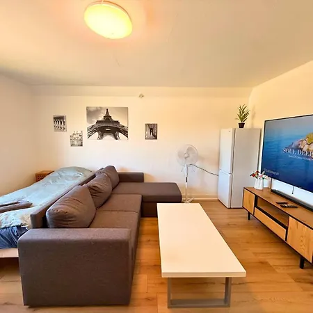 Holeby Apartment 1 - Next To Femern Puttgarden Lalandia Knuthenborg Holeby